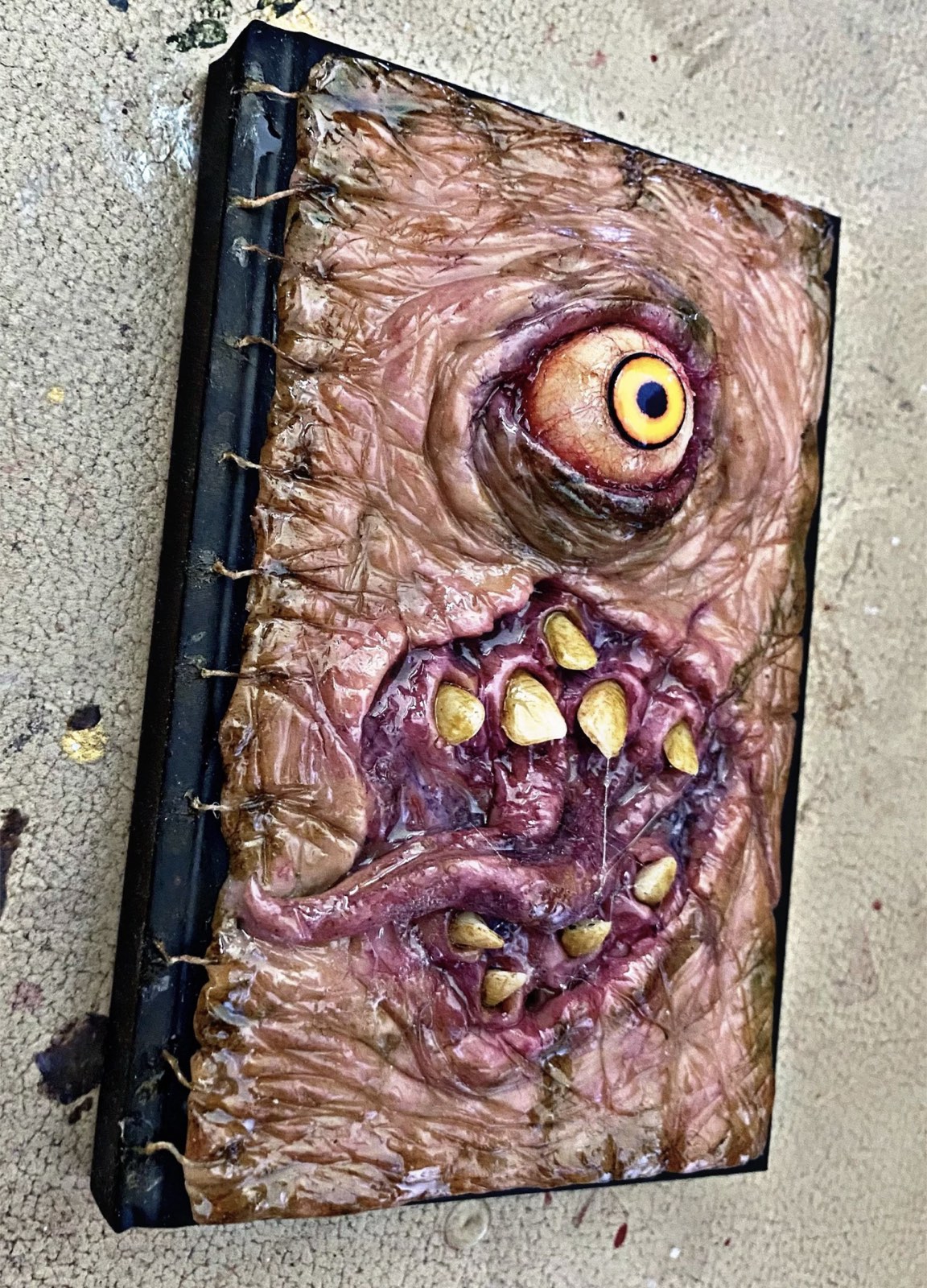 Disturbing Scary Sketchbook A6 — view 3